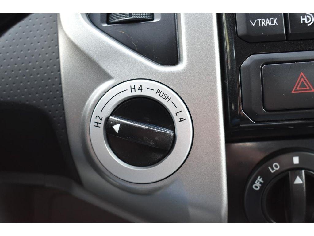 Toyota Tacoma 4WD Double Cab V6 AT TRD Off Road (Natl) 2013