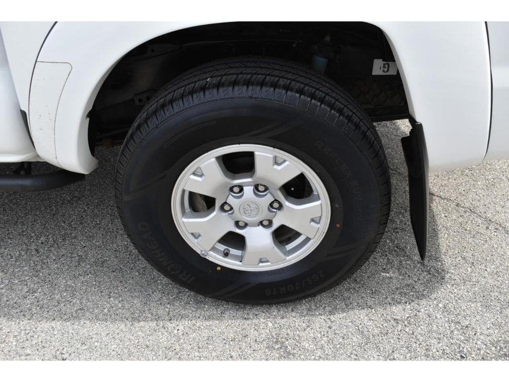 Toyota Tacoma 4WD Double Cab V6 AT TRD Off Road (Natl) 2013