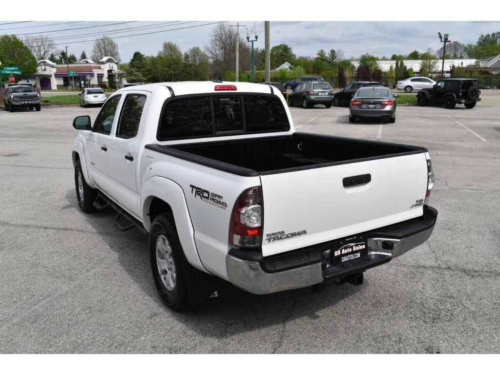 Toyota Tacoma 4WD Double Cab V6 AT TRD Off Road (Natl) 2013
