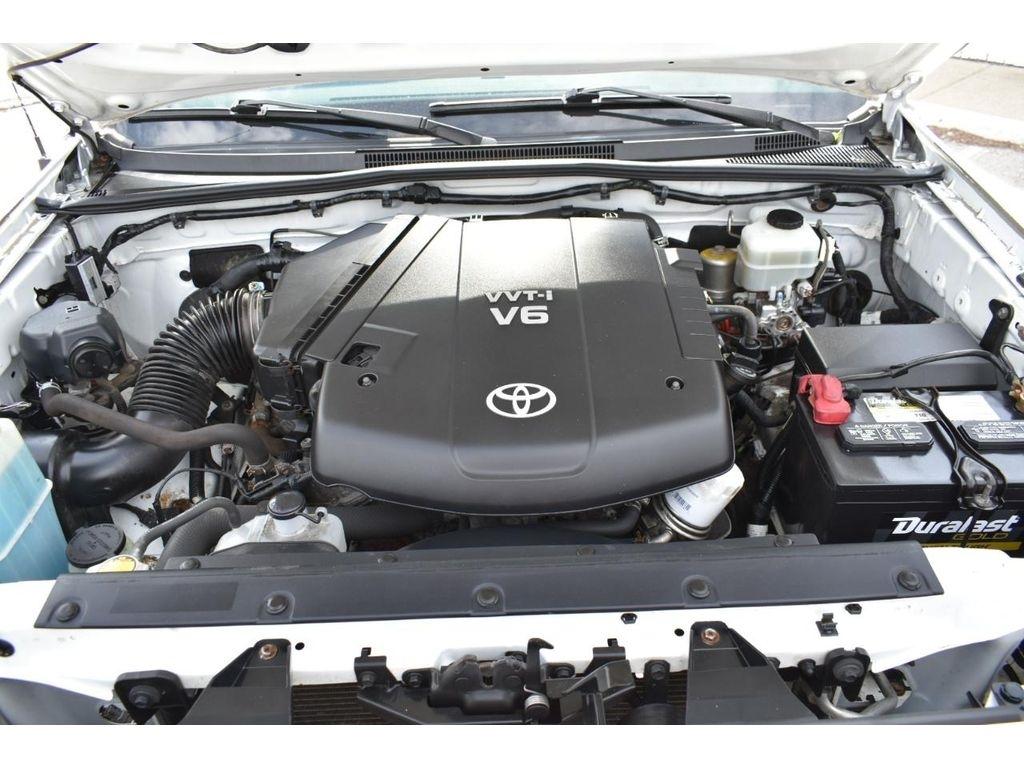 Toyota Tacoma 4WD Double Cab V6 AT TRD Off Road (Natl) 2013