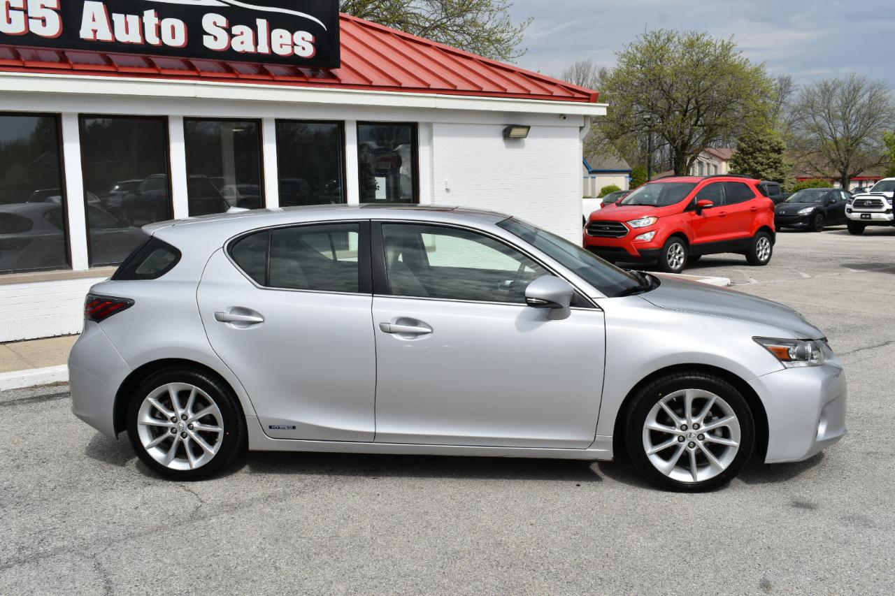 Lexus CT 200h Premium 2012