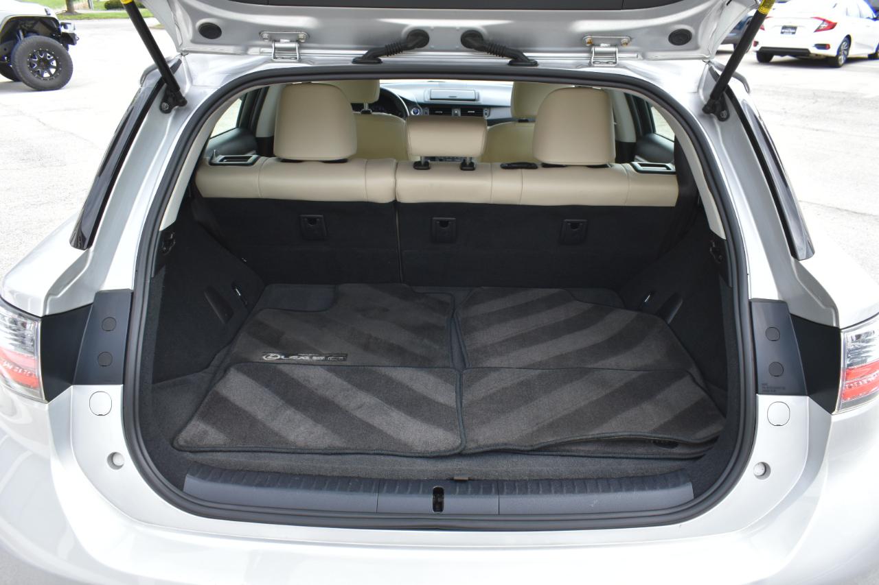 Lexus CT 200h Premium 2012