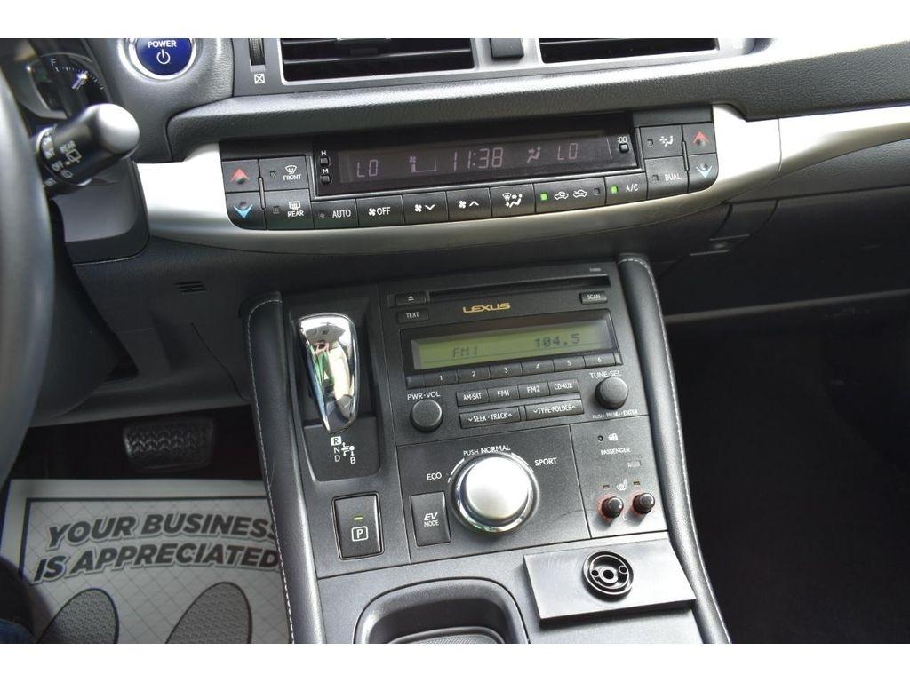 Lexus CT 200h Premium 2012