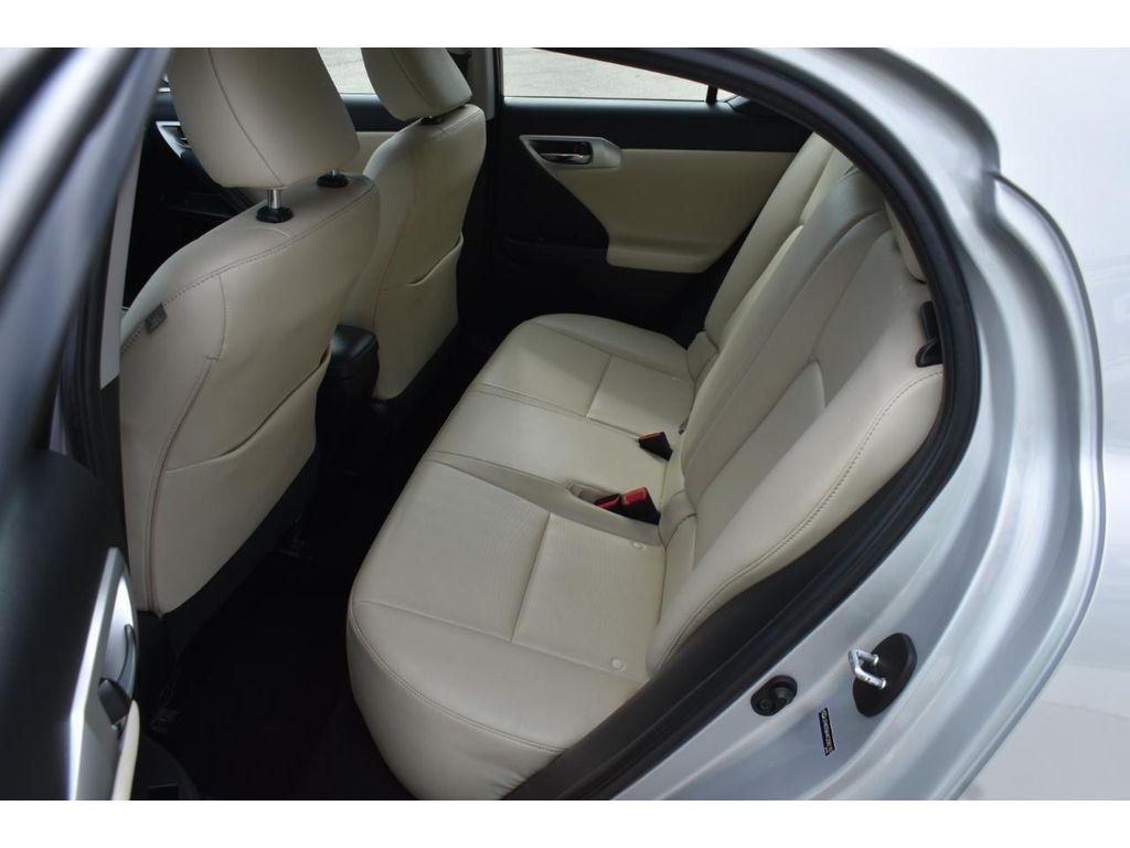 Lexus CT 200h Premium 2012