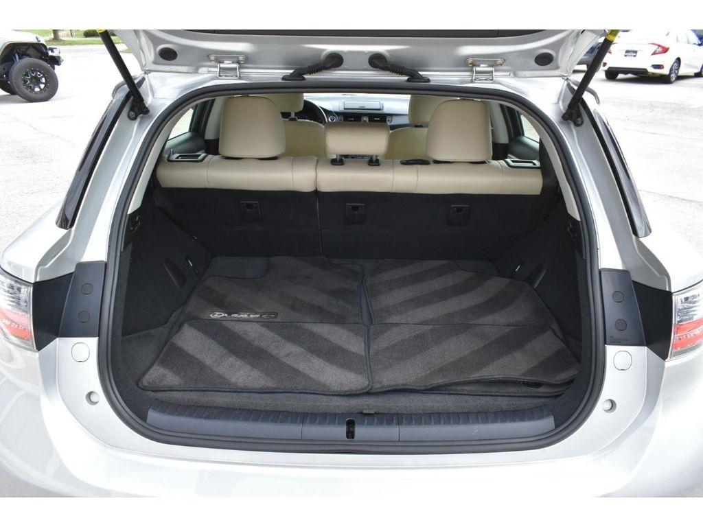 Lexus CT 200h Premium 2012