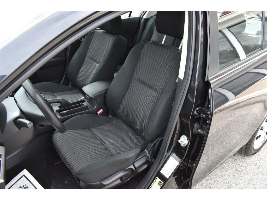 Mazda MAZDA3 i Sport 4-Door 2013