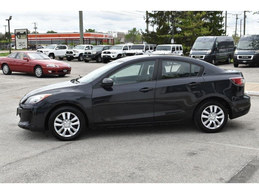 Mazda MAZDA3 i Sport 4-Door 2013