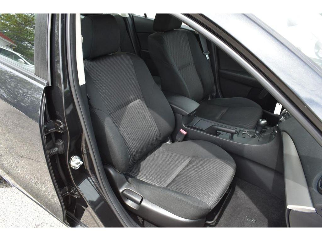 Mazda MAZDA3 i Sport 4-Door 2013