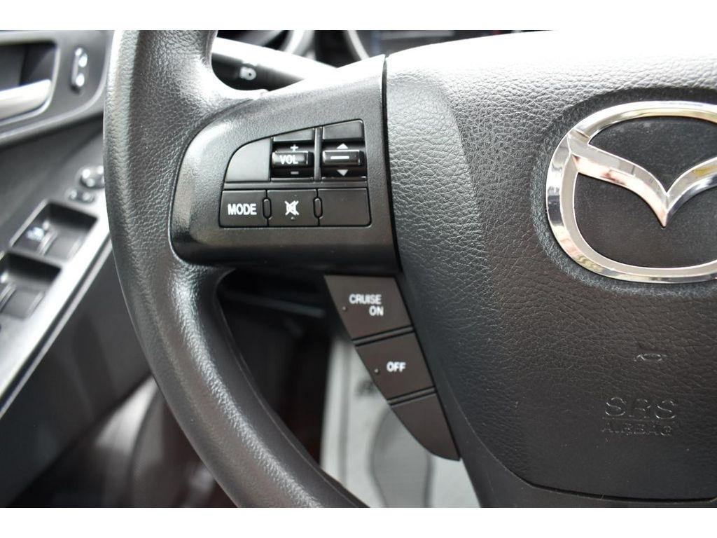 Mazda MAZDA3 i Sport 4-Door 2013