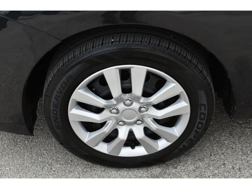 Mazda MAZDA3 i Sport 4-Door 2013