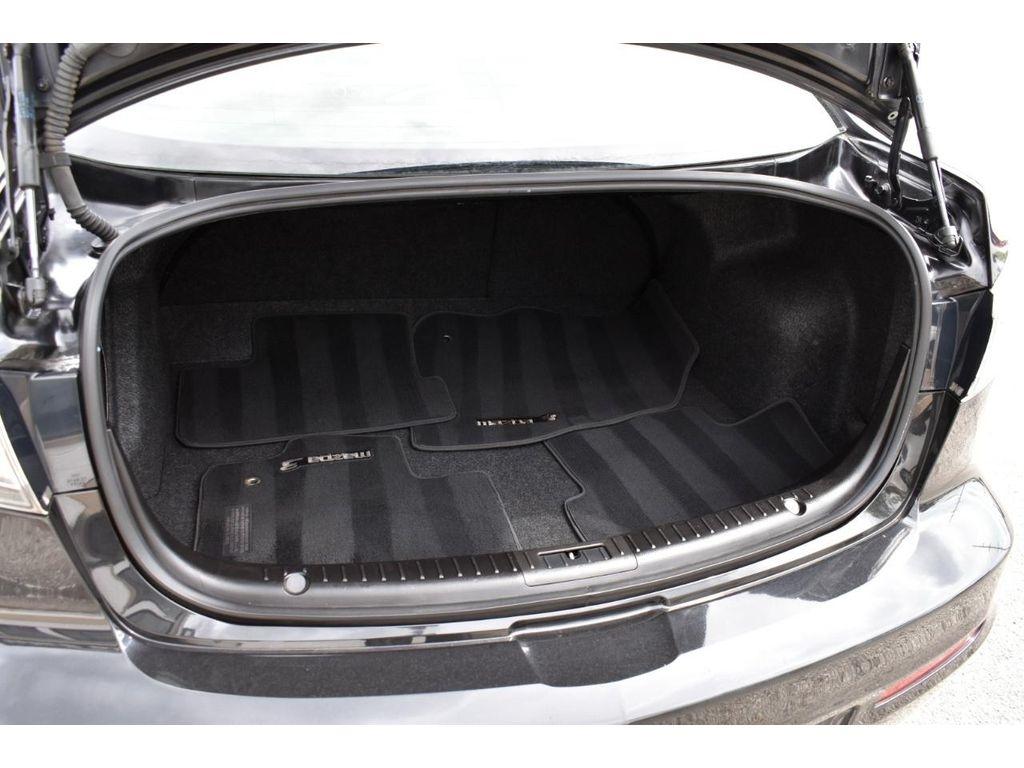 Mazda MAZDA3 i Sport 4-Door 2013