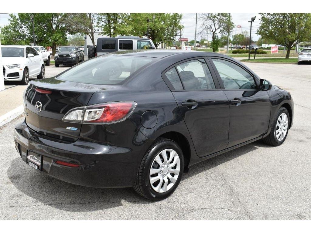 Mazda MAZDA3 i Sport 4-Door 2013