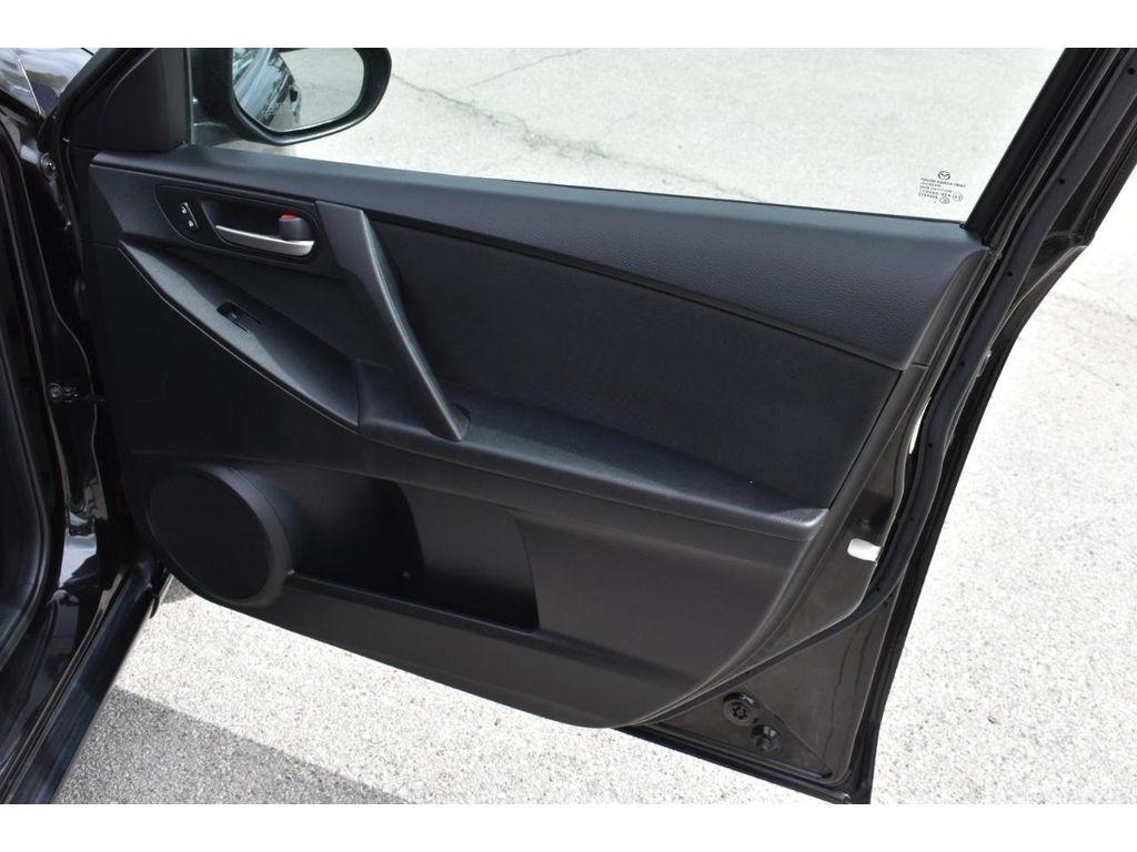 Mazda MAZDA3 i Sport 4-Door 2013