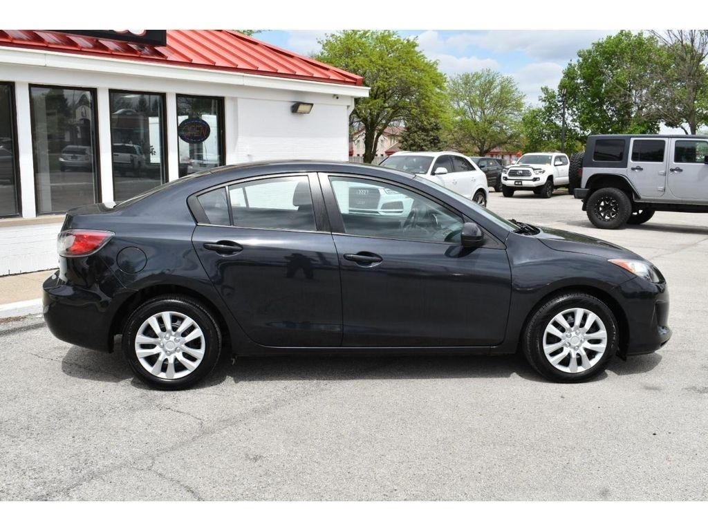 Mazda MAZDA3 i Sport 4-Door 2013