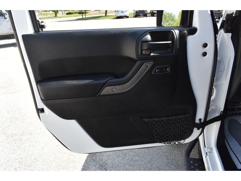 Jeep Wrangler Unlimited Sport 4WD 2017