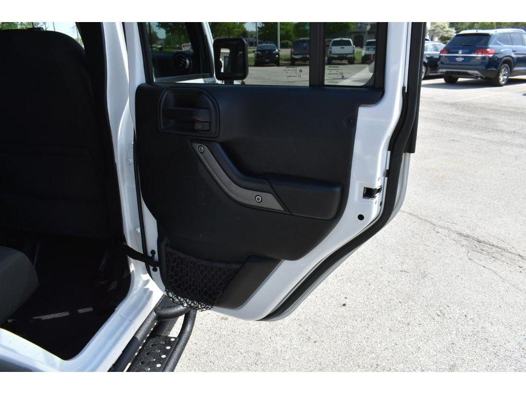 Jeep Wrangler Unlimited Sport 4WD 2017