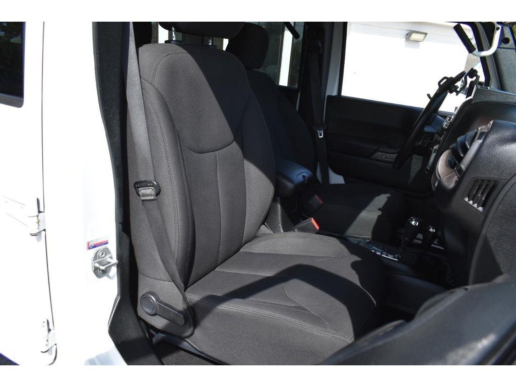 Jeep Wrangler Unlimited Sport 4WD 2017