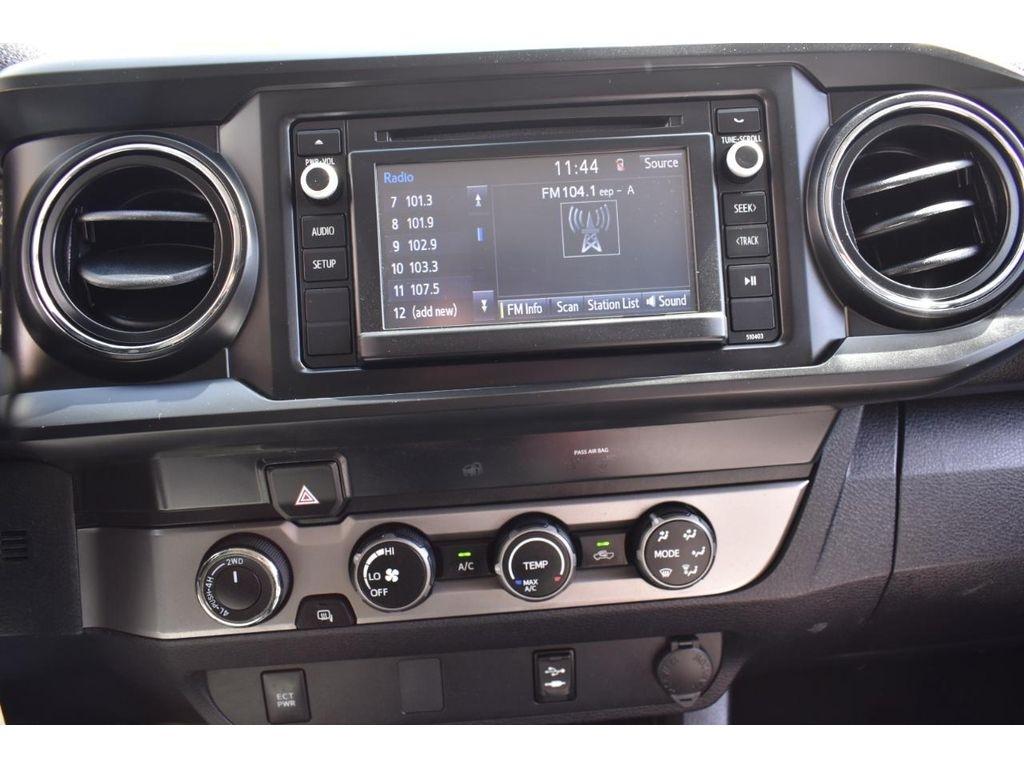 Toyota Tacoma SR5 Access Cab V6 6AT 4WD 2019