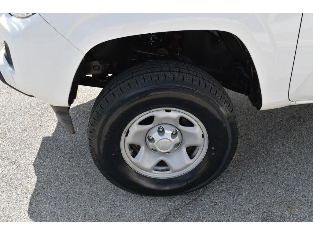 Toyota Tacoma SR5 Access Cab V6 6AT 4WD 2019