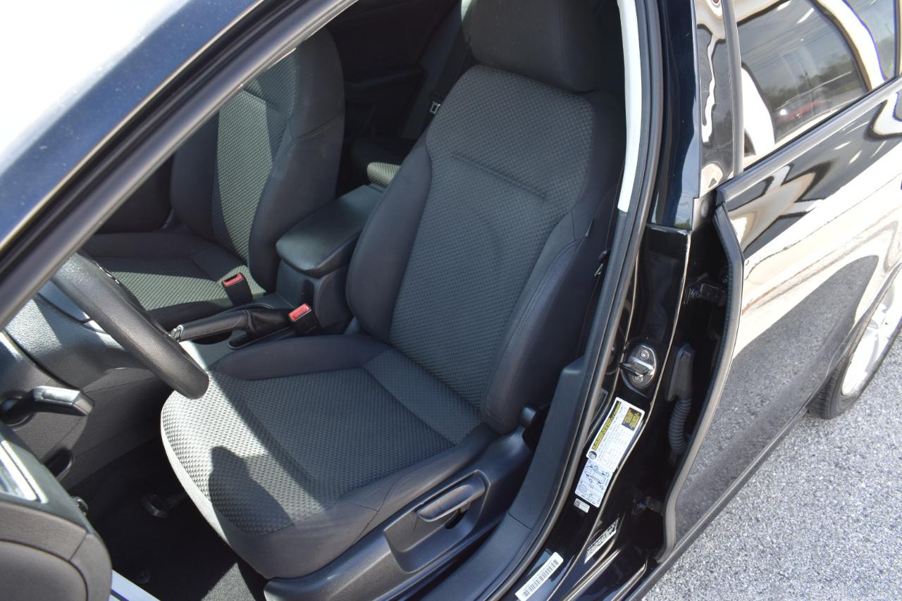 Volkswagen Jetta S 2014