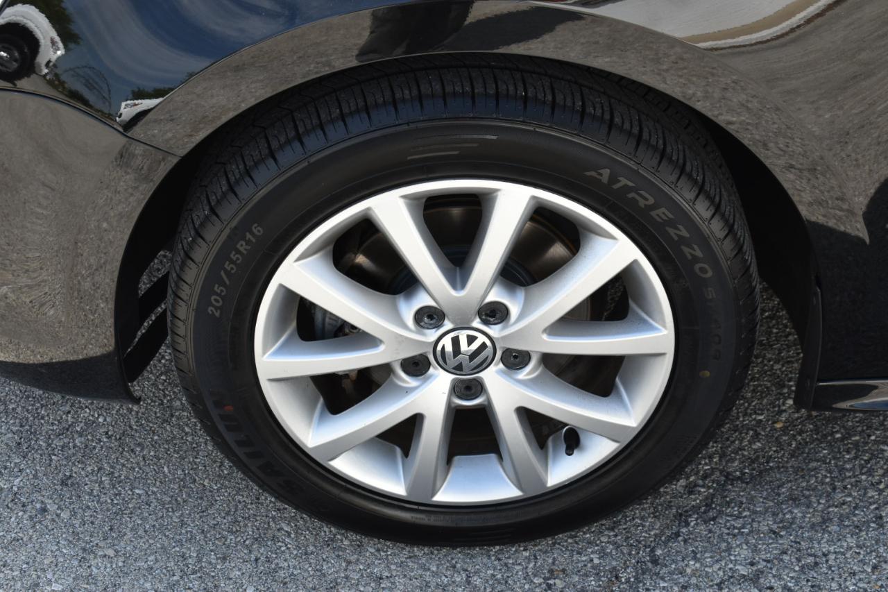 Volkswagen Jetta S 2014