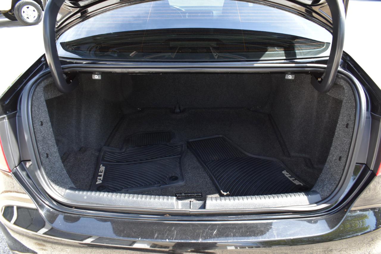 Volkswagen Jetta S 2014