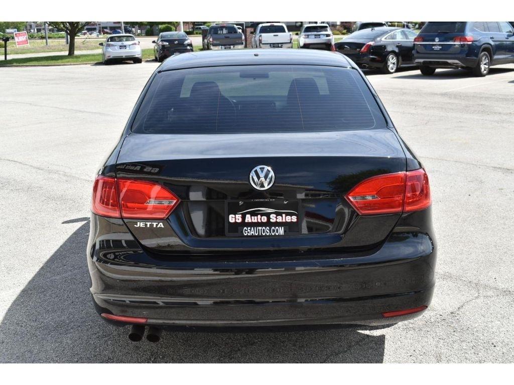 Volkswagen Jetta S 2014