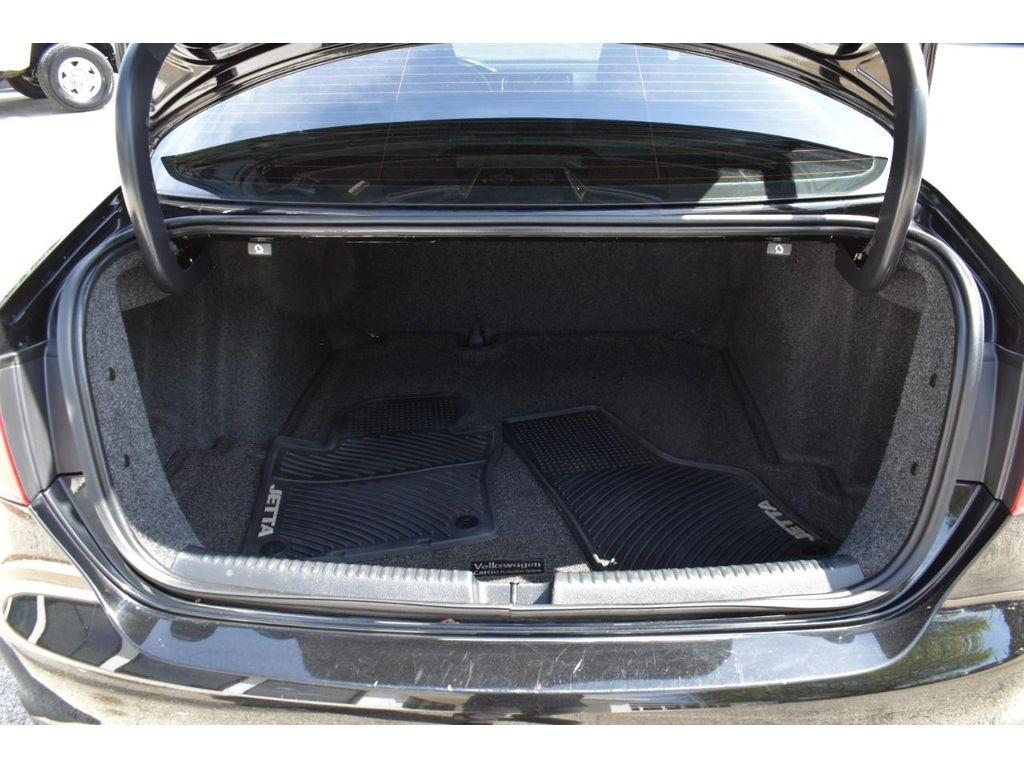 Volkswagen Jetta S 2014