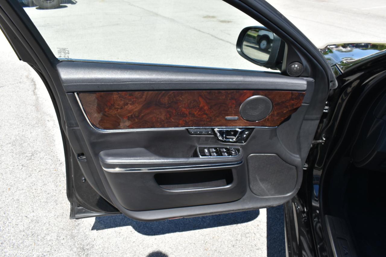 Jaguar XJ-Series XJ Sport 2016