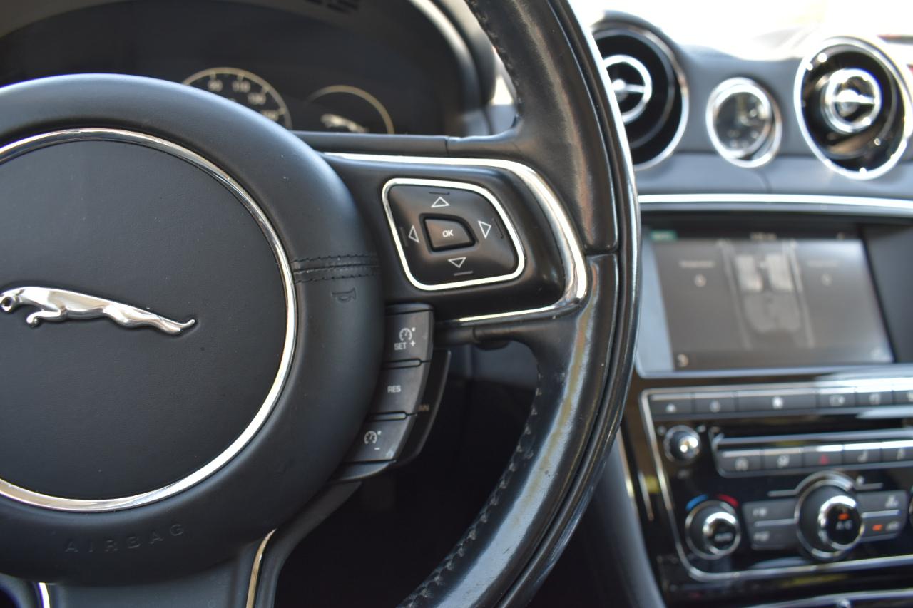 Jaguar XJ-Series XJ Sport 2016