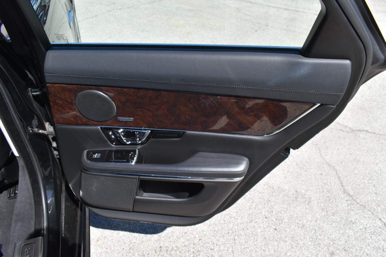 Jaguar XJ-Series XJ Sport 2016