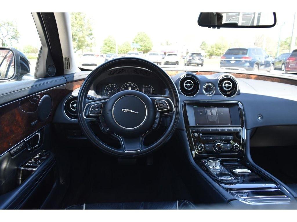 Jaguar XJ-Series XJ Sport 2016