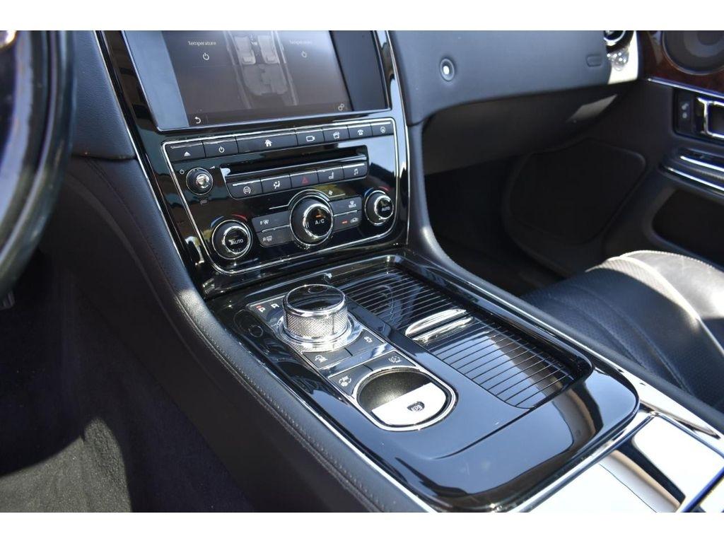 Jaguar XJ-Series XJ Sport 2016