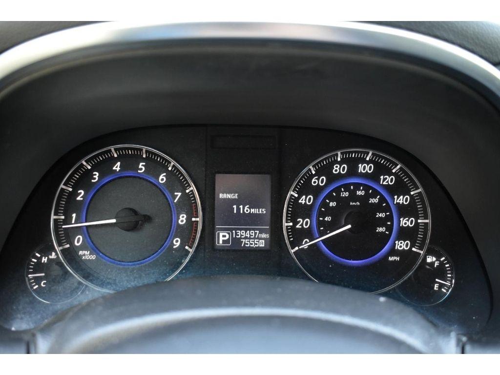 Infiniti QX70 Base AWD 2016