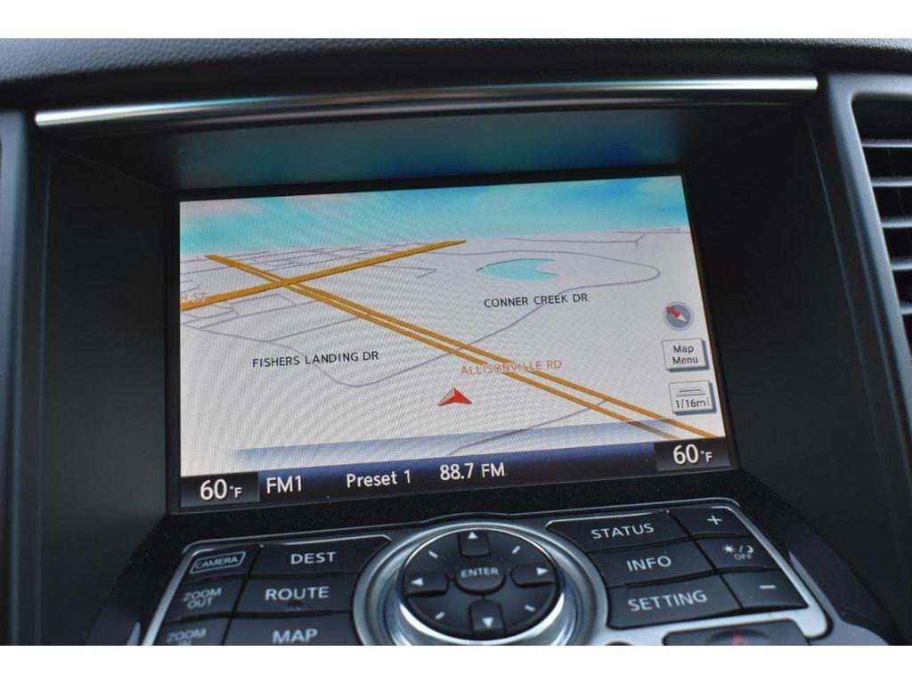 Infiniti QX70 Base AWD 2016