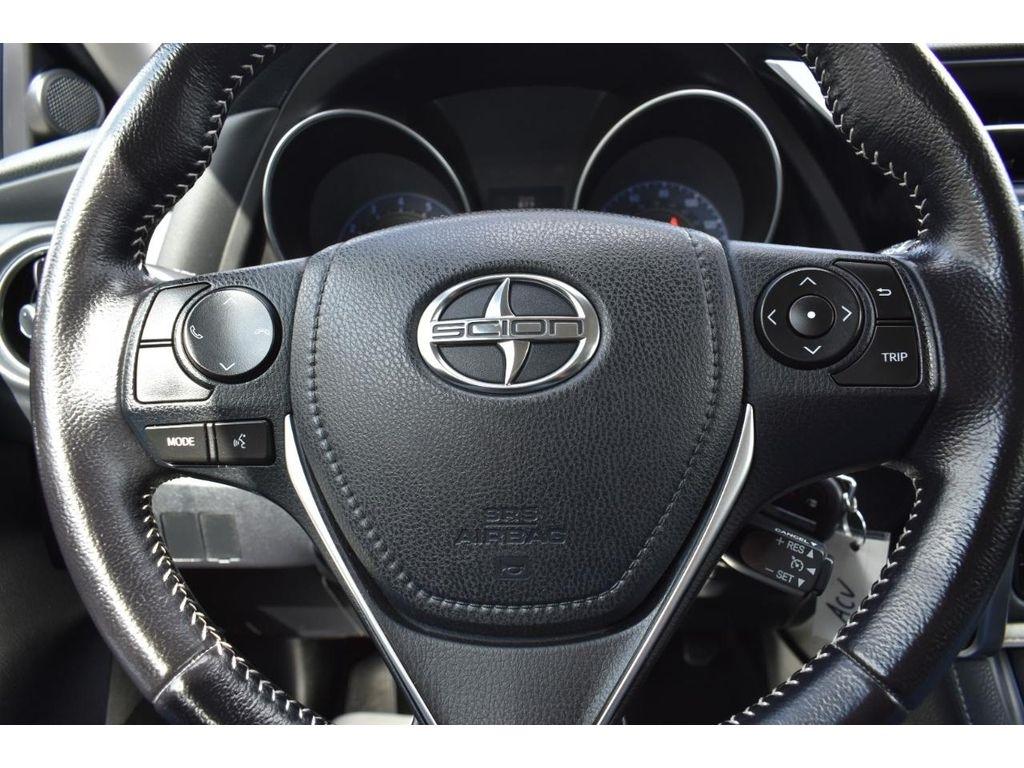 Scion iM 6M 2016