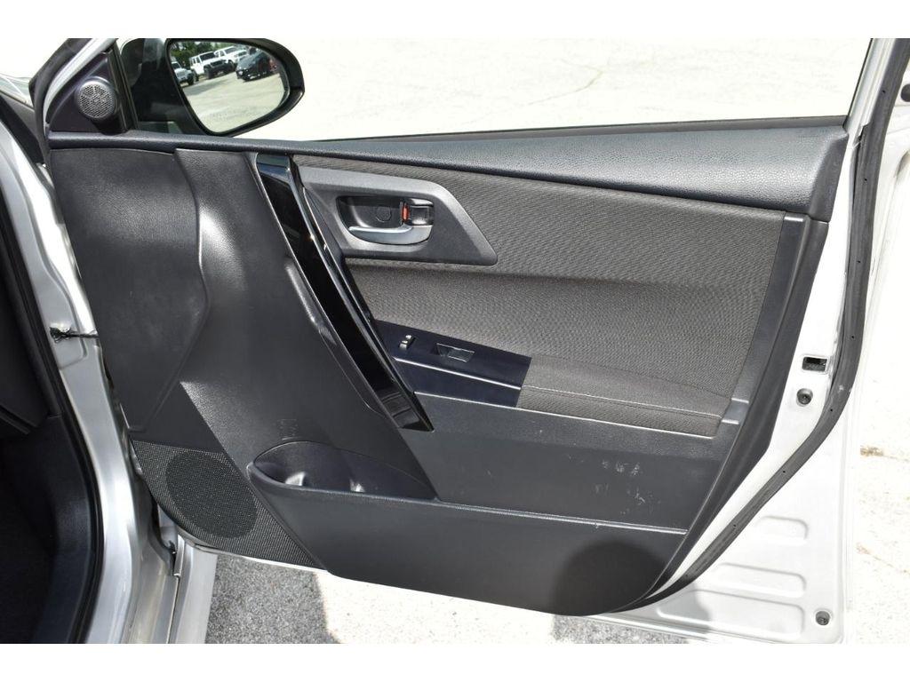 Scion iM 6M 2016