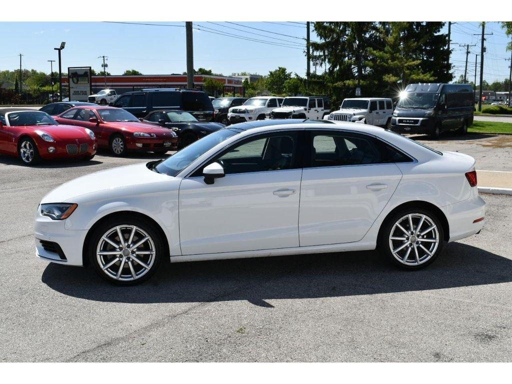 Audi A3 2.0T Premium Plus Sedan quattro S tronic 2016