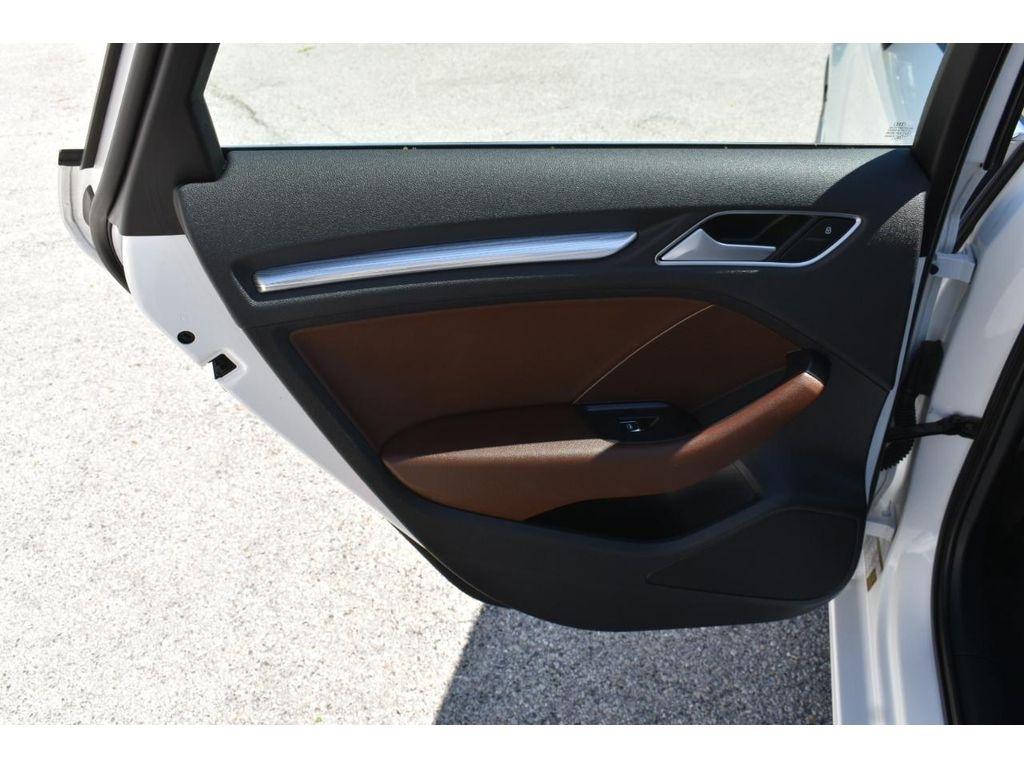 Audi A3 2.0T Premium Plus Sedan quattro S tronic 2016