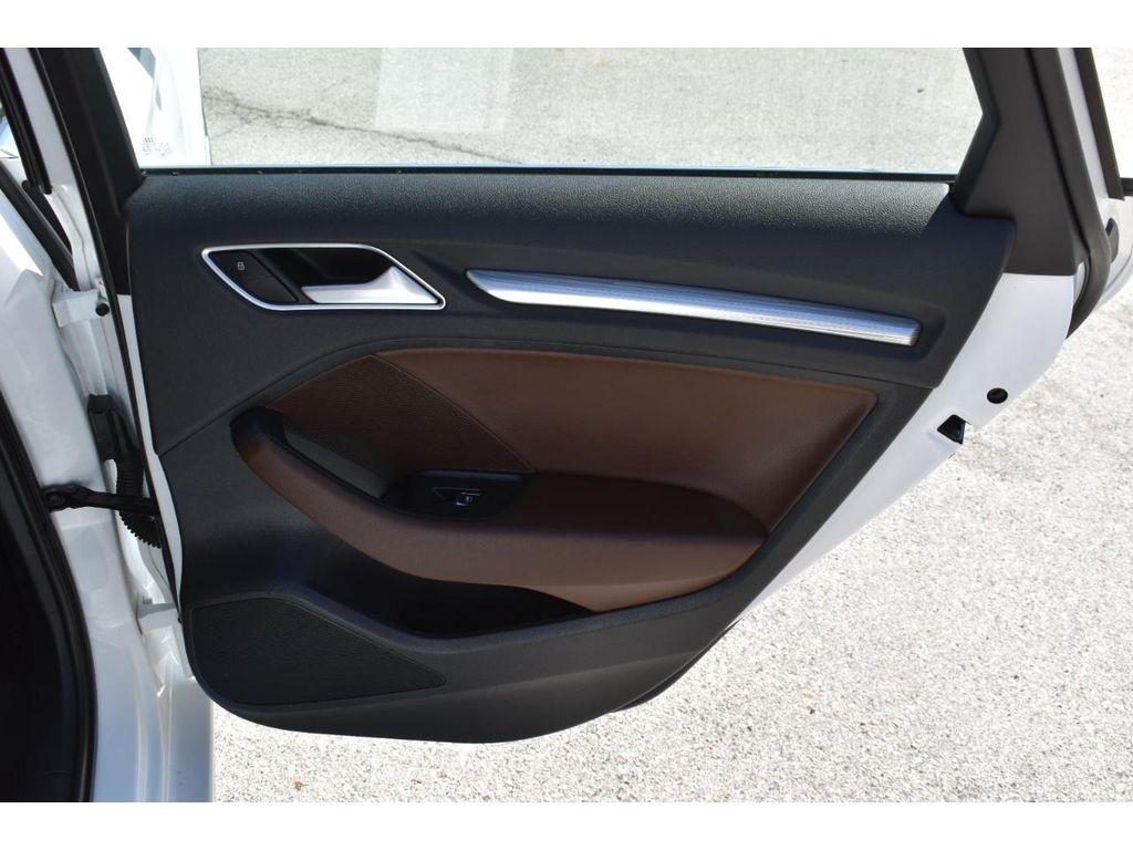 Audi A3 2.0T Premium Plus Sedan quattro S tronic 2016