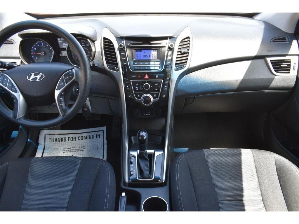 Hyundai Elantra GT A/T 2016