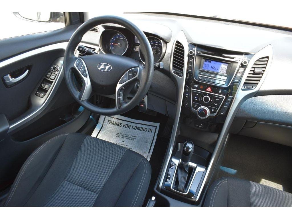 Hyundai Elantra GT A/T 2016