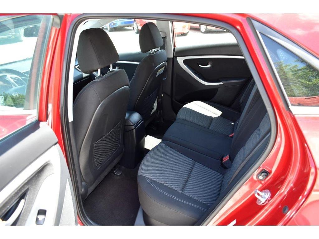 Hyundai Elantra GT A/T 2016