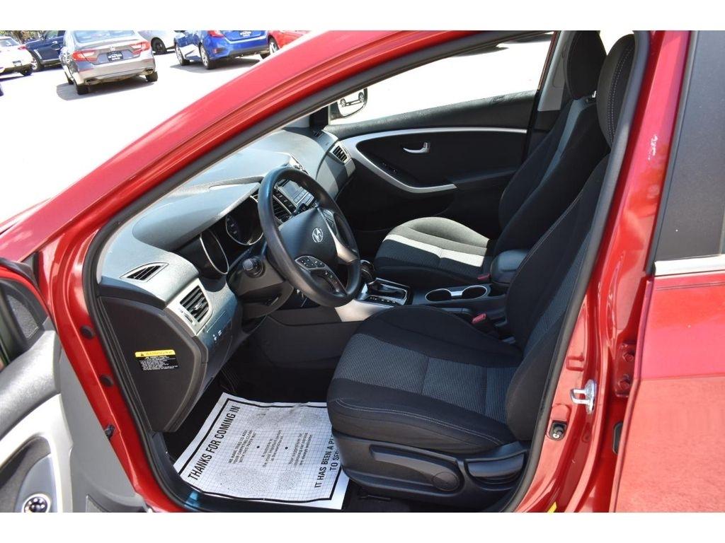 Hyundai Elantra GT A/T 2016