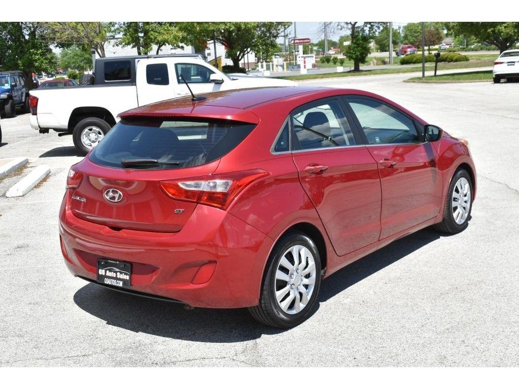 Hyundai Elantra GT A/T 2016