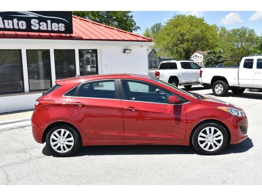 Hyundai Elantra GT A/T 2016