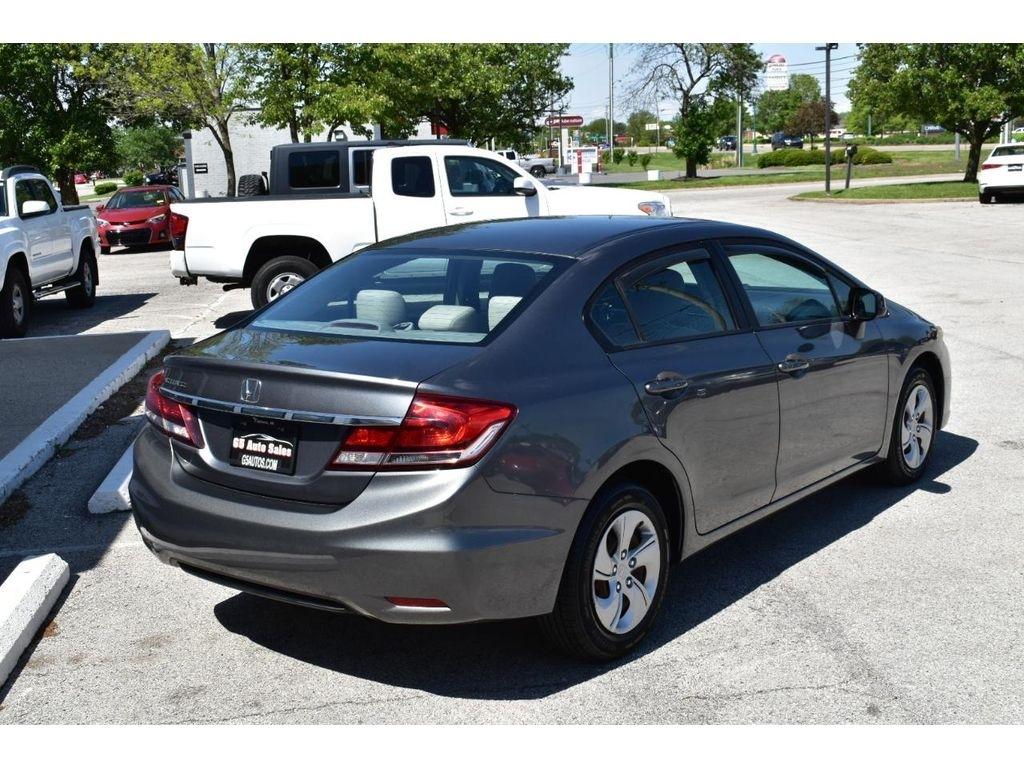 Honda Civic LX Sedan 5-Speed AT 2013