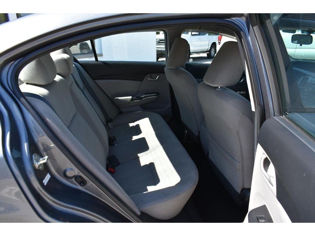 Honda Civic LX Sedan 5-Speed AT 2013
