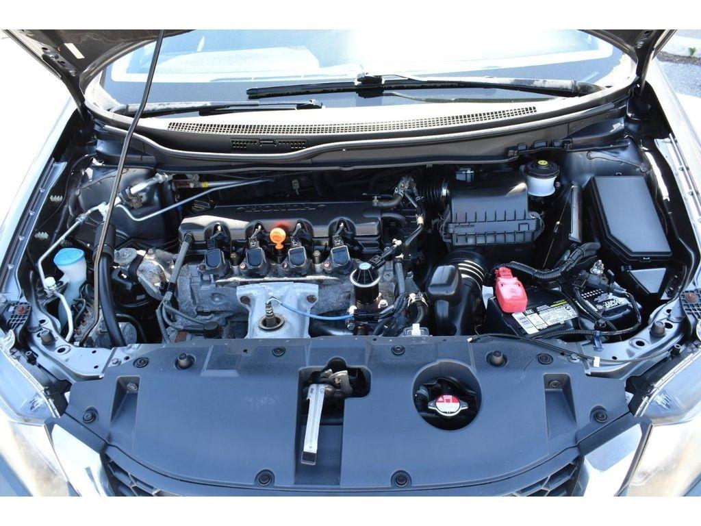 Honda Civic LX Sedan 5-Speed AT 2013