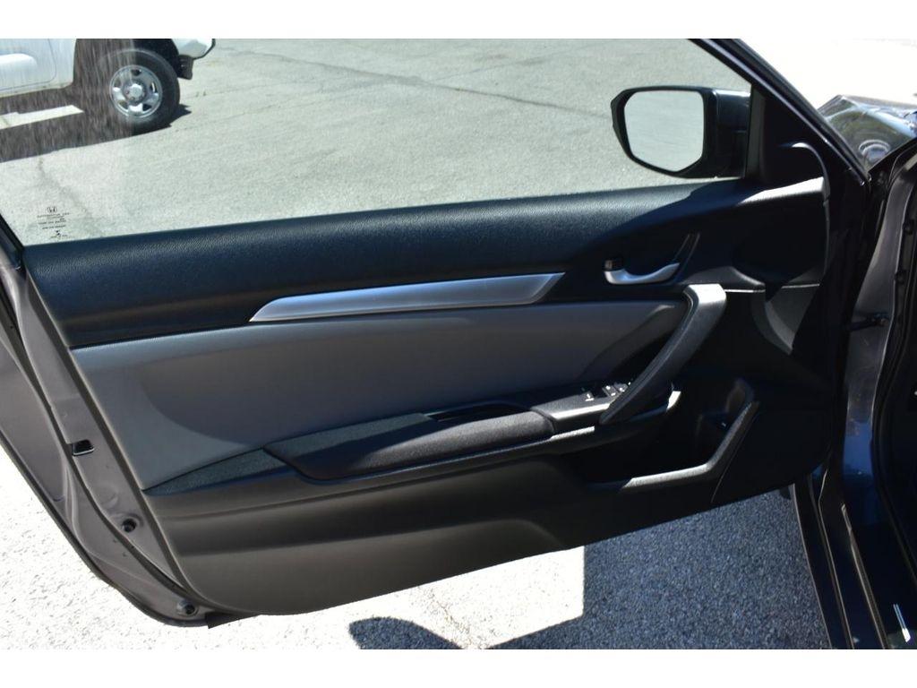 Honda Civic LX Coupe CVT 2017